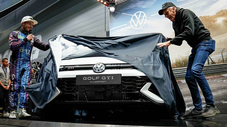 Golf GTI Clubsport Ra Mắt Thế Giới Trước Cuộc Đua Nürburgring Huyền Thoại