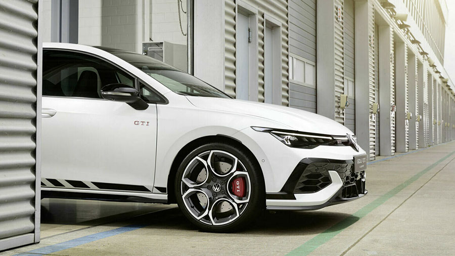 Volkswagen Golf GTI Clubsport Được Mở Bán Với Giá Từ 48.075 Euro