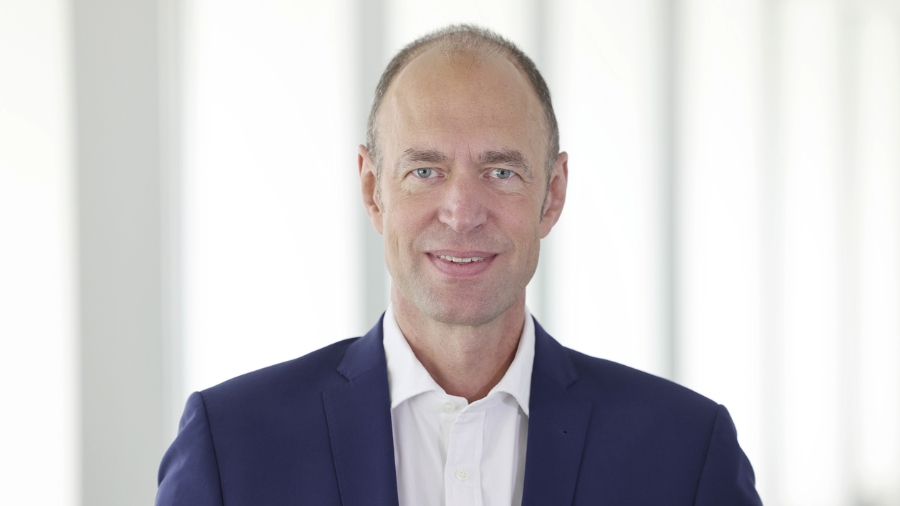 Patrik Andreas Mayer đảm nhận vị trí Giám đốc tài chính