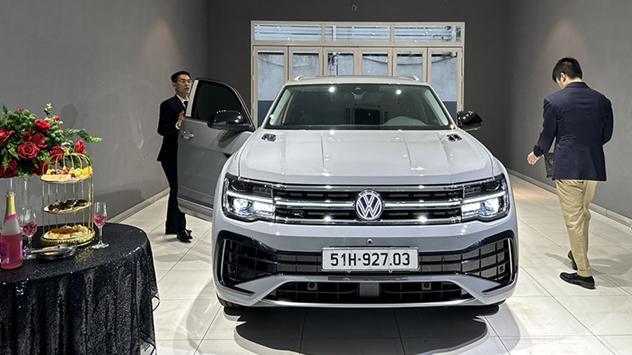 Volkswagen Teramont X Luxury 2024 Đầu Tiên Lăn Bánh Tại Việt Nam