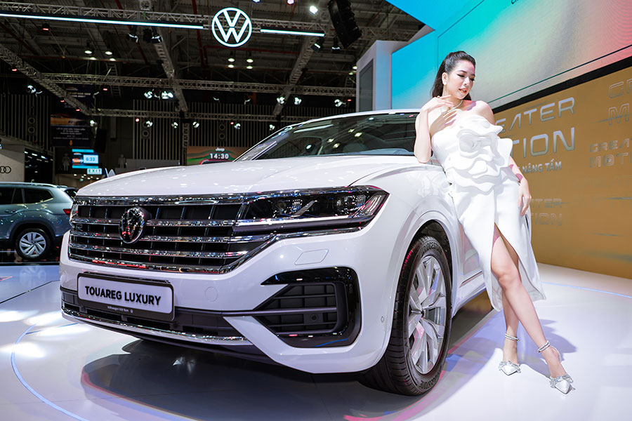 Touareg Luxury 3,499 tỷ đồng, chính thức ra mắt thị trường Việt Nam tại VMS 2022. (*)
