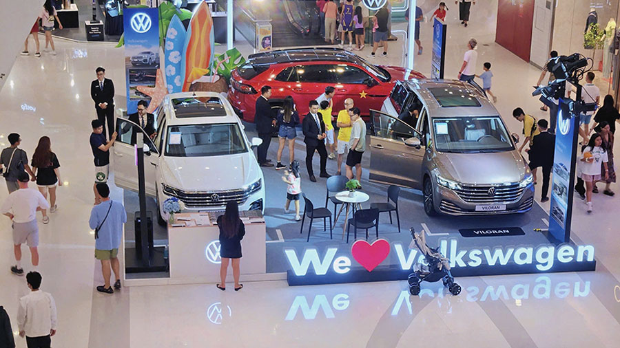 Chào Hè Cùng Triển Lãm Bộ 3 SUV & MPV Hàng Đầu Volkwagen Tại Crescent Mall