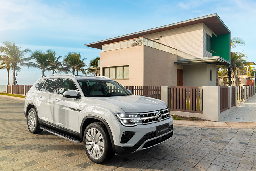 SUV Cỡ Trung–Lớn (D-SUV, 7 Chỗ) SUV Cỡ Trung–Lớn (D-SUV, 7 Chỗ)