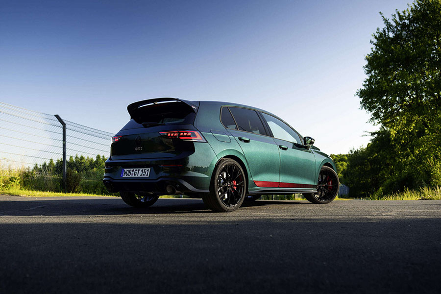 Golf GTI EDITION 50 với màu sơn độc quyền 