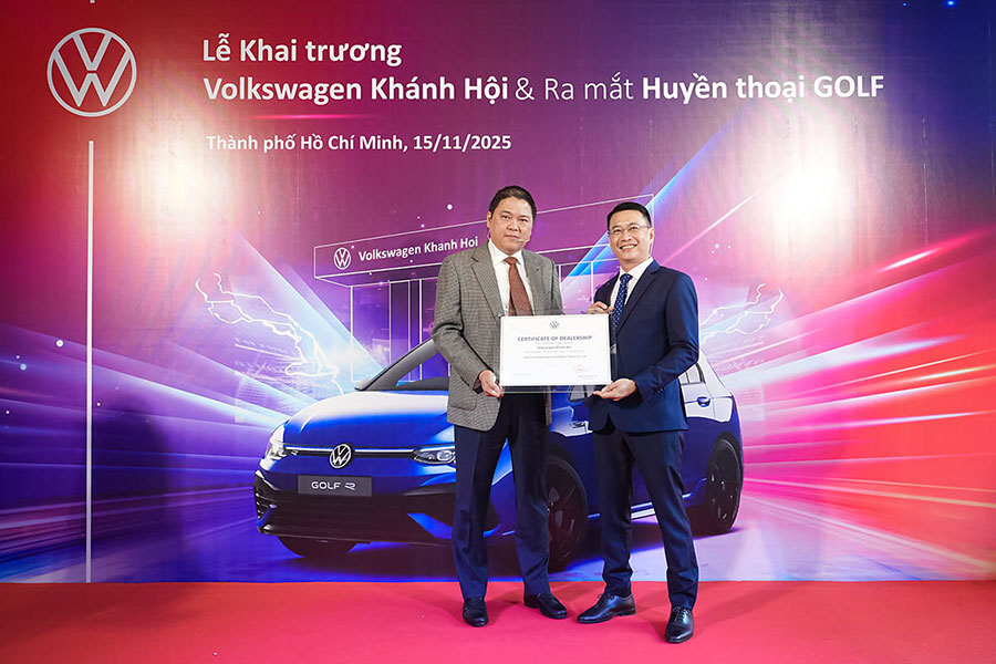 Tại lễ khai trương, ông Nguyễn Hoàng Minh Tiến – Tổng Giám Đốc Volkswagen Việt Nam nhấn mạnh Tại lễ khai trương, ông Nguyễn Hoàng Minh Tiến – Tổng Giám Đốc Volkswagen Việt Nam nhấn mạnh