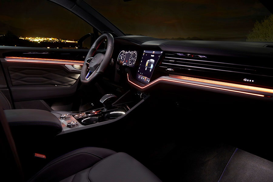 Khoang lái Innovision Cockpit – Công nghệ và sang trọng bậc nhất